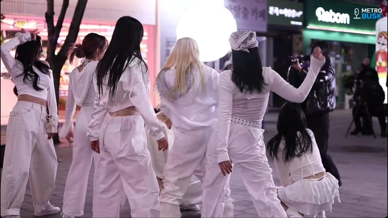 [ 멀티캠 HD LIVE ] 메이저스티&그루바이브 25/12/21  Seoul Sinchon Busking#홍대 #직캠 #버스킹 #dancecover #dancer
