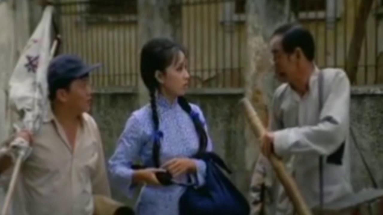 陋巷歌聲 1975 雙星伴月.插曲 詞.羅寶生 唱.阿美娜 演.李菁 野峯 王沙 編曲.顧嘉煇 原曲.江西民謠 無錫景 (周璇 - 花開等郎來)