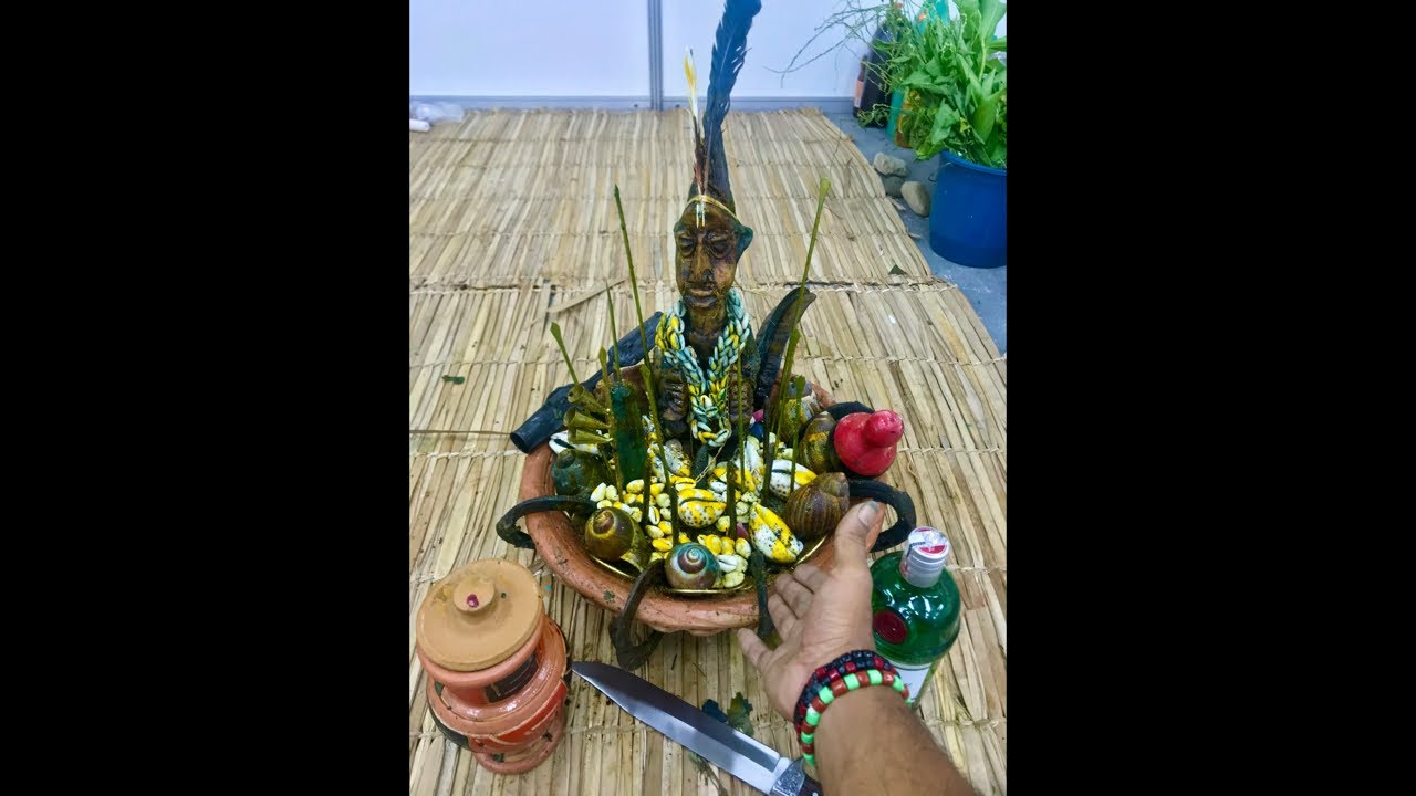 Èsù Òdàrà é o líder dentre os Òrìsà