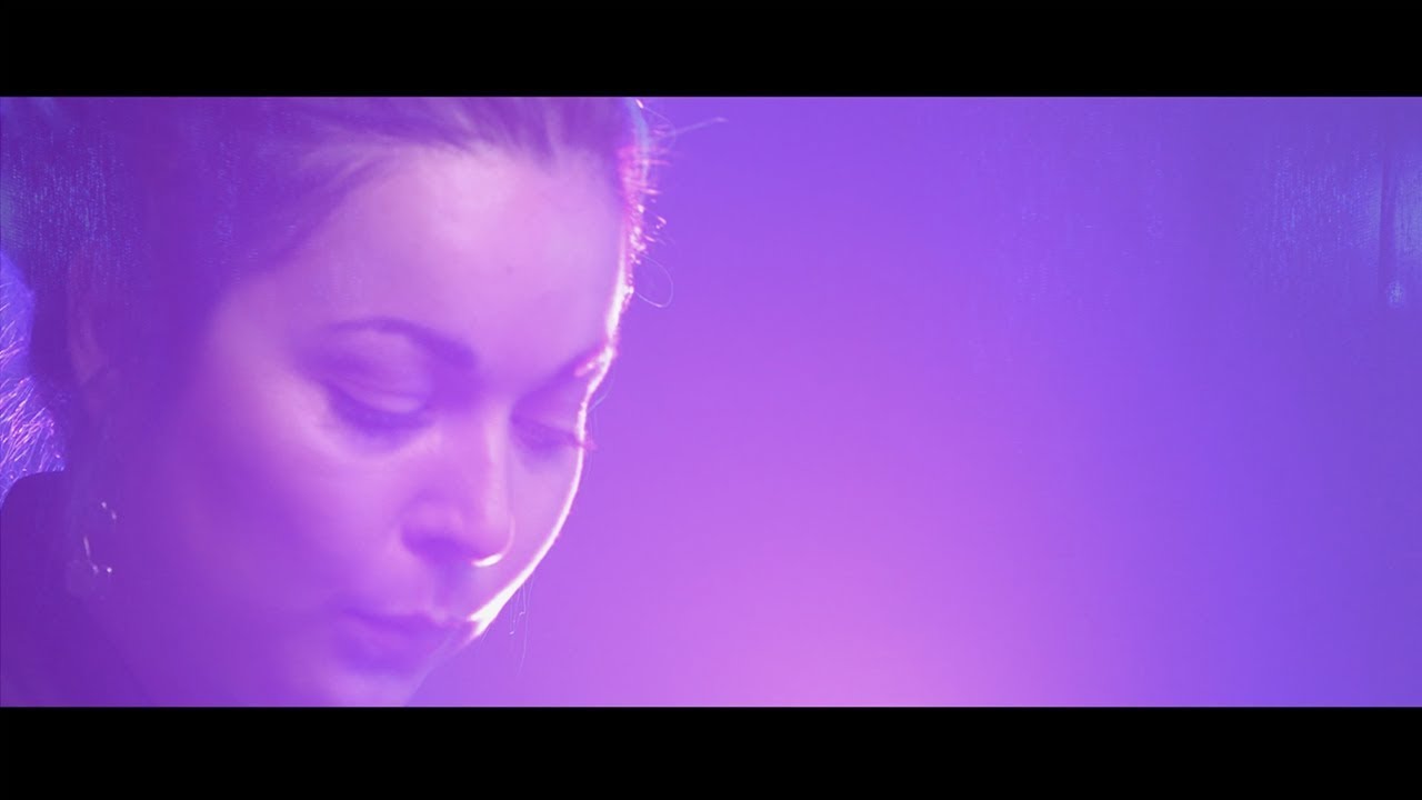 ELI - Enchantée (Clip)
