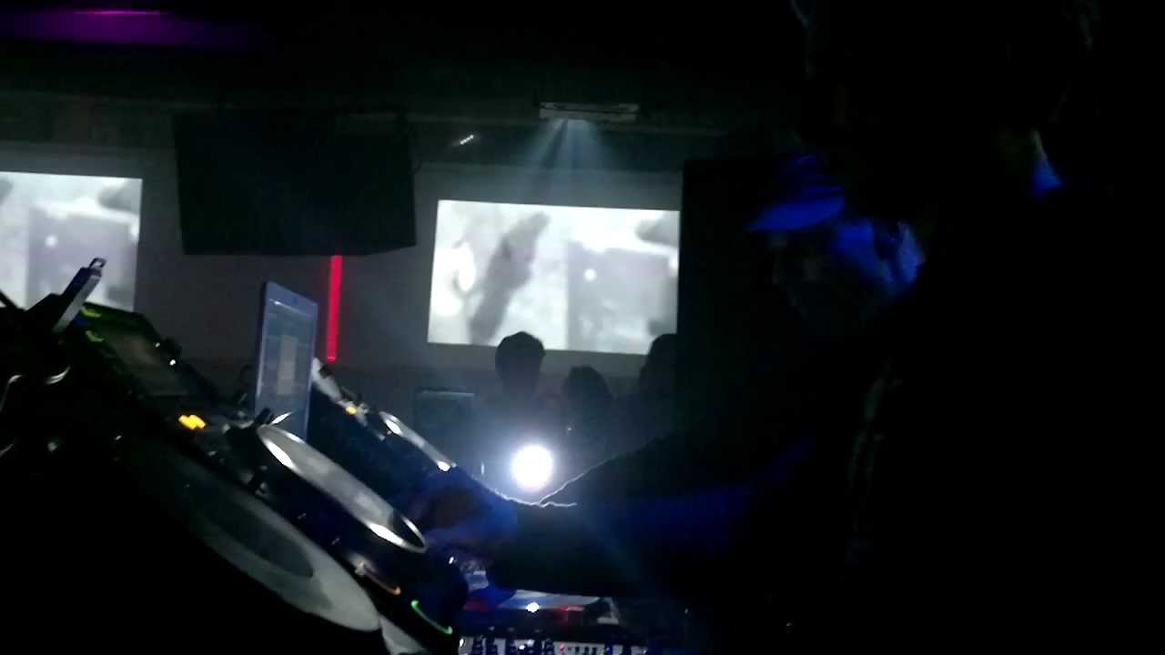 DEG @ Fuse 23-10-2011