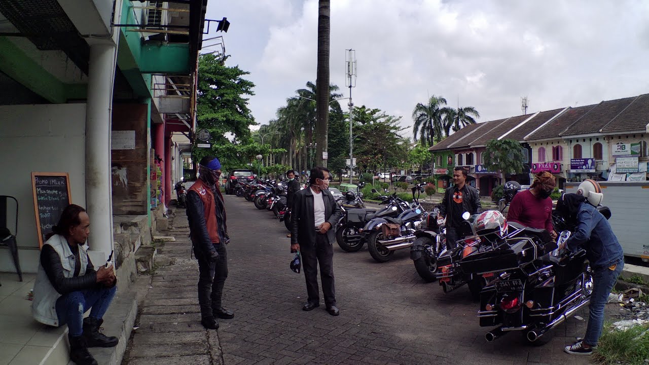 Lyfan Lycan, WMoto, SM V16;  V16 Owners Group Indonesia, Touring  to Kalianda, Sumatra..