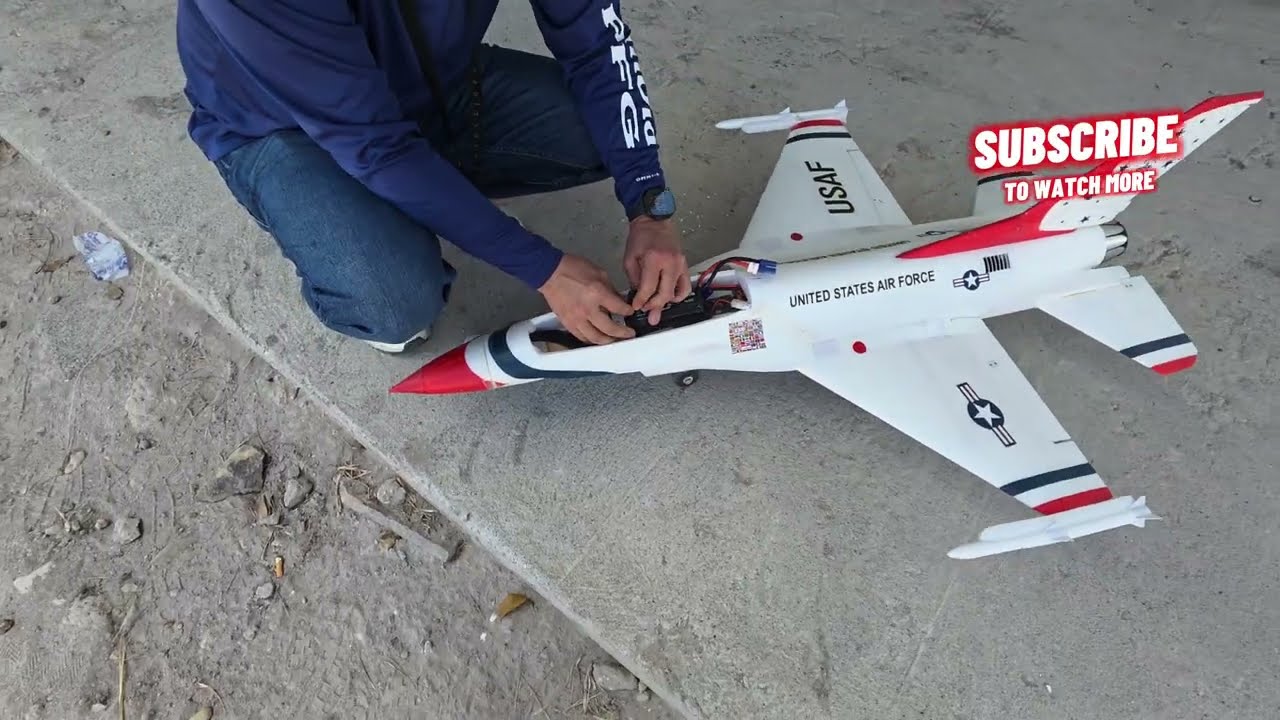 E-Flite F-16 Thunderbirds 80mm RC | Despegue Limpio y Rasante Precisa