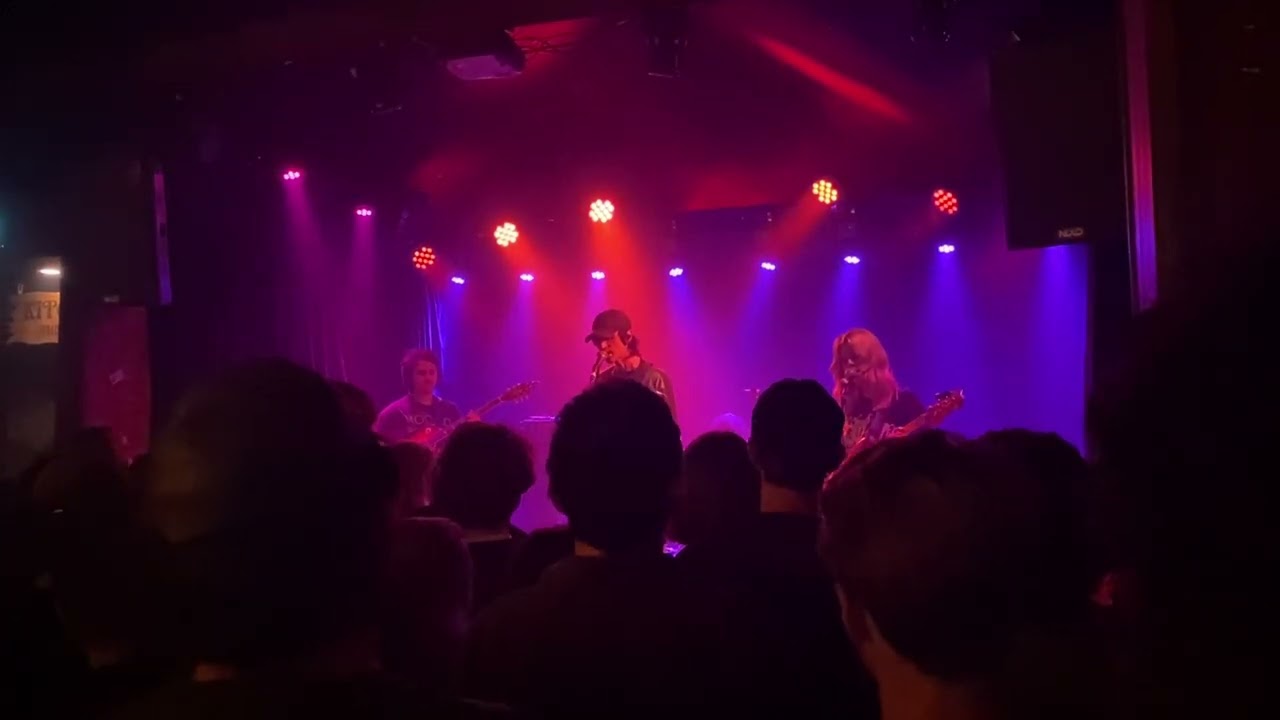 Armlock - Ice Cold (live)