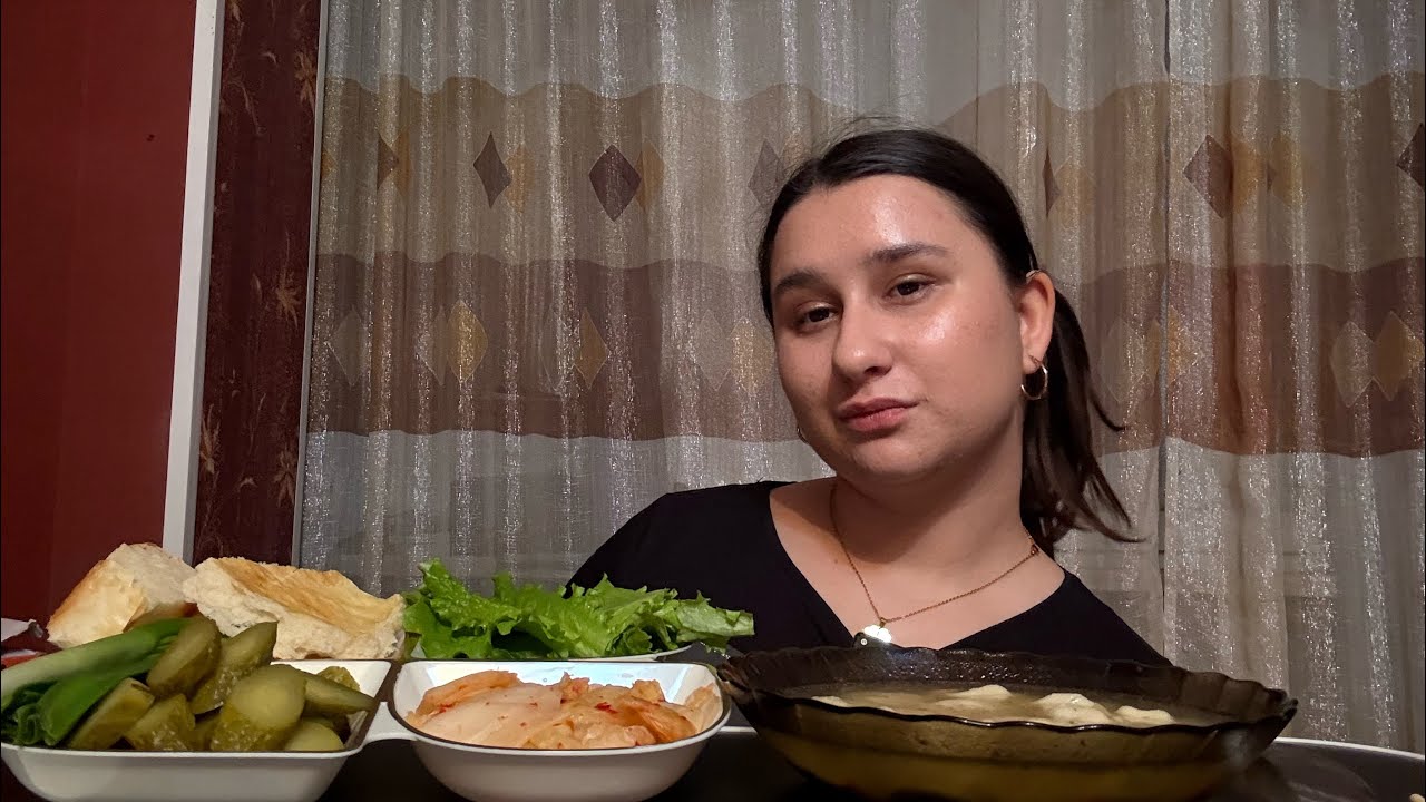 Мукбанг/ пельменный суп.🍜 что мне может испортить настроение на весь день ? 🫣