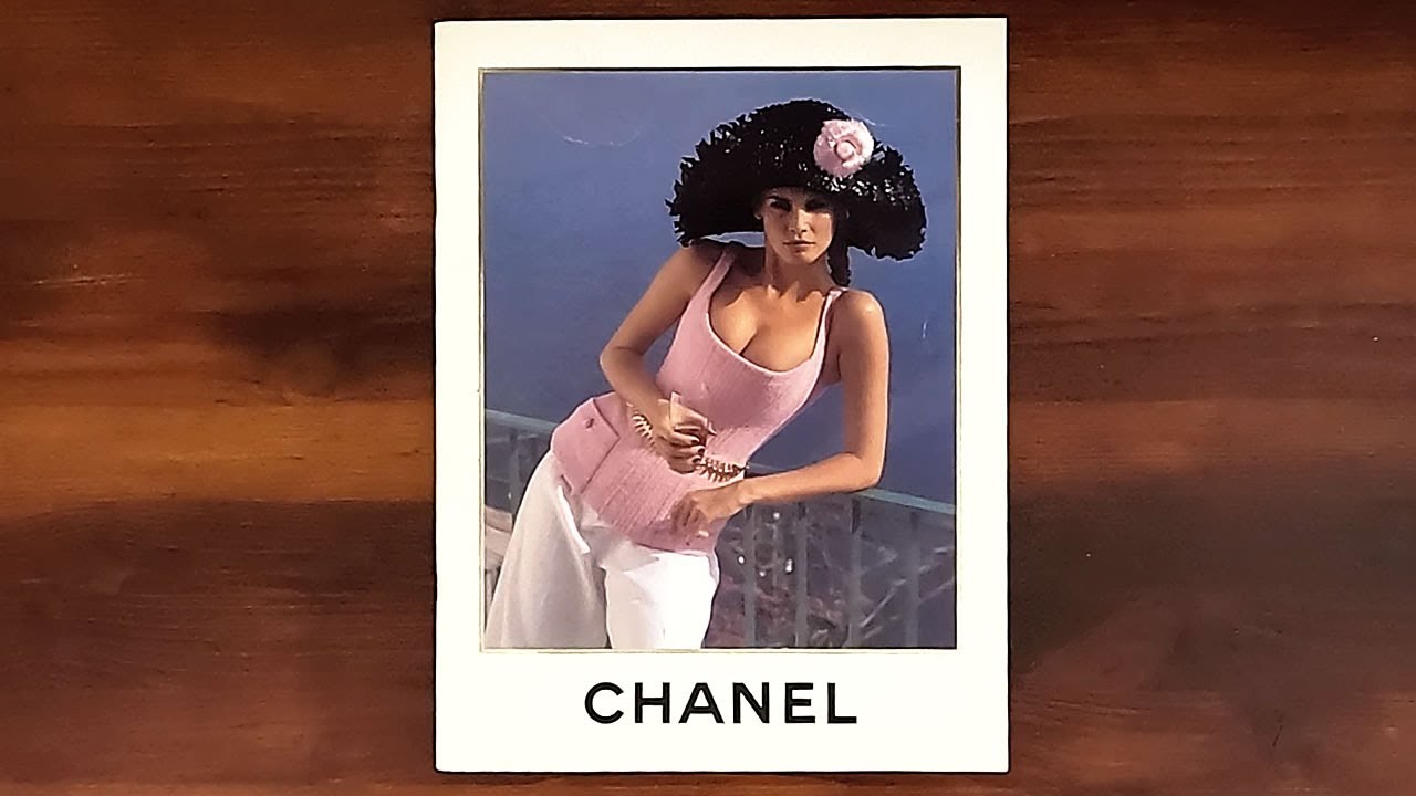 1993 Spring/Summer ASMR Look Book Flip Through: Chanel w Claudia Schiffer, Karl Lagerfeld