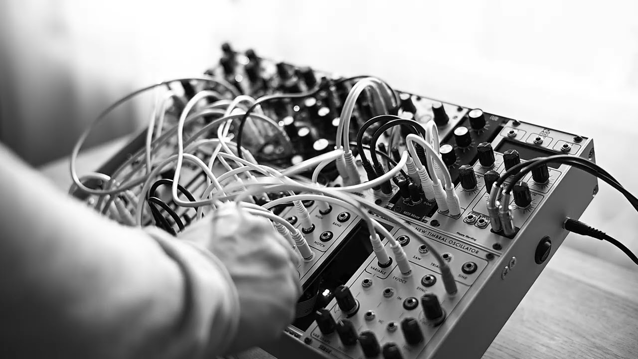 Frühling ist spürbar  -  Serge NTO VCFQ PLUME CHRONOBLOB - Modular Eurorack 