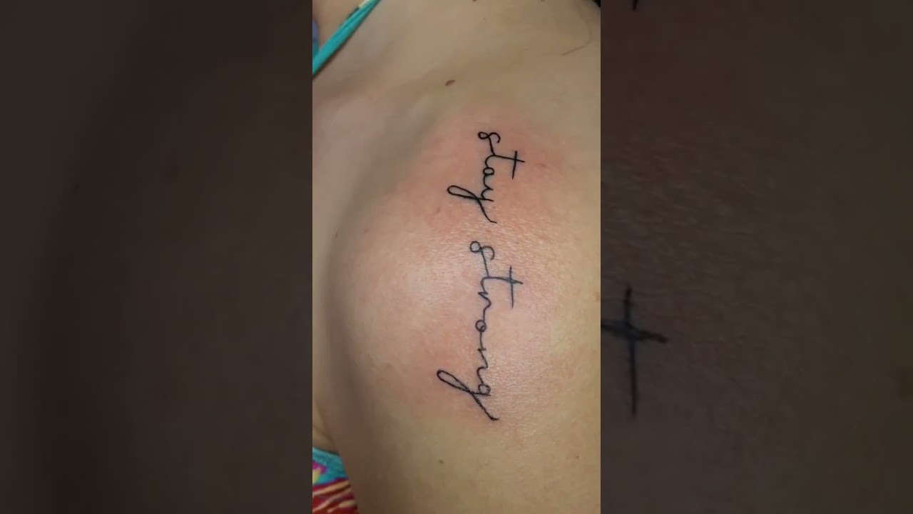 #jipa stay strong tattoo delicada #jiparana #studiodetatuagem #delicado #tatuadora #finelinetattoo