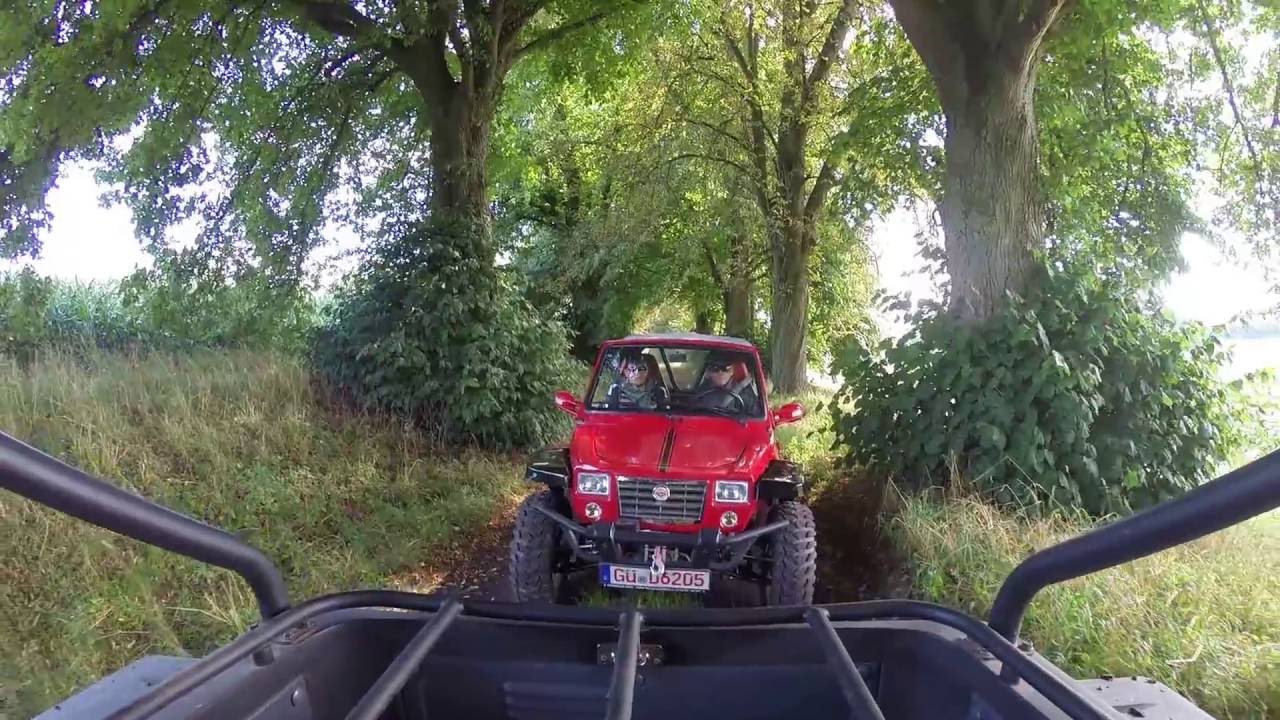 800er 4x4 und 1100er 4x4 Quadix Buggy zusammen auf Tour.