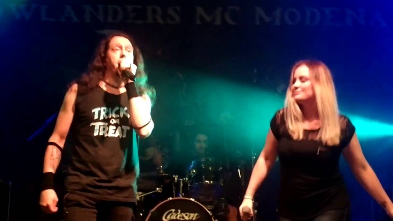 Trick or Treat & Sara Squadrani - Let it go (Frozen/Idina Menzel cover) [live]