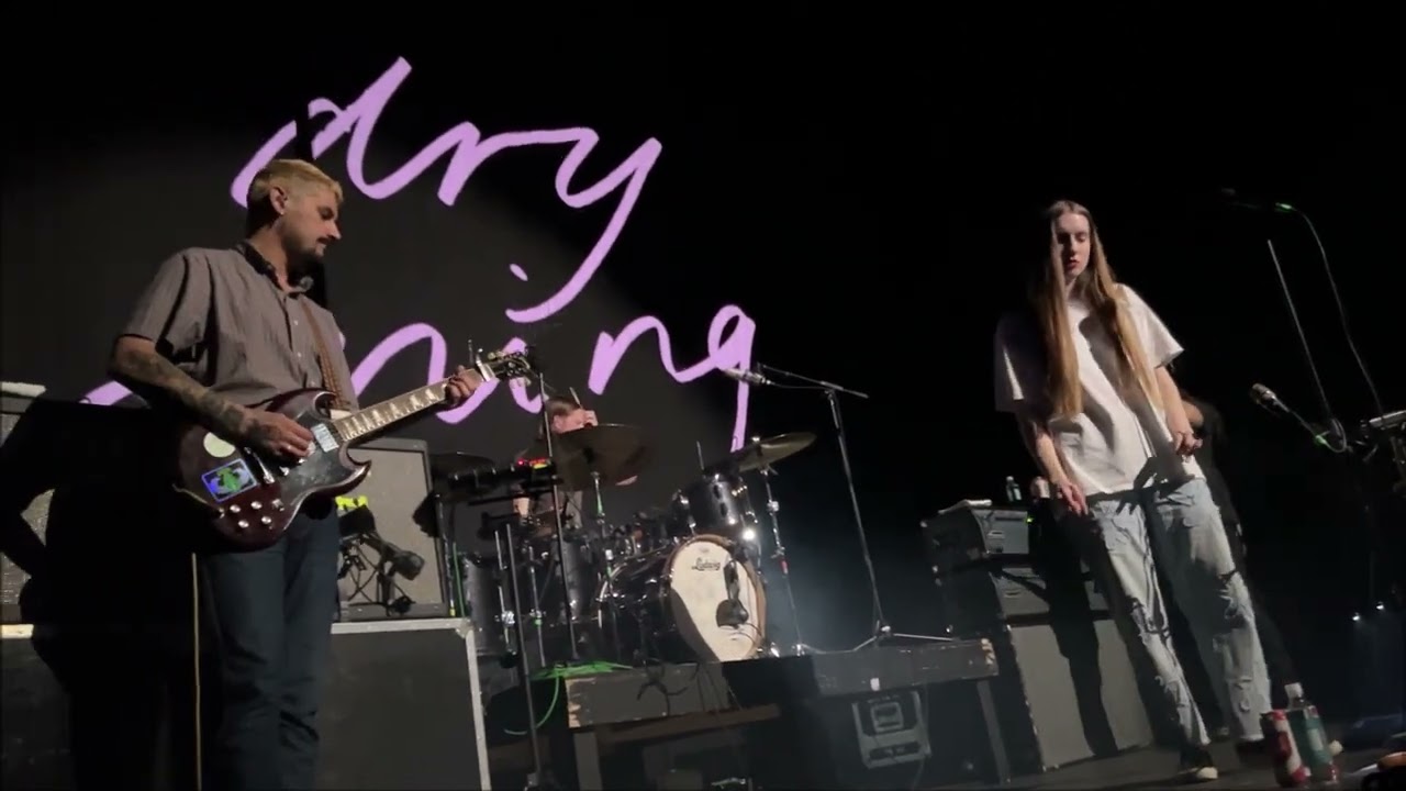 Dry Cleaning - Live at The Texas Theater, Dallas 1/26/2023