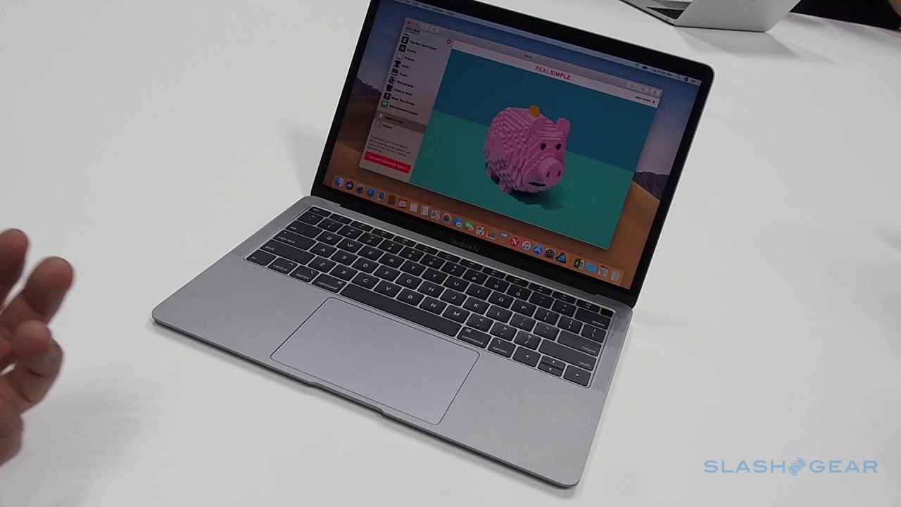 Apple MacBook Air 2018 walkthrough: Retina display, Thunderbolt 3, more