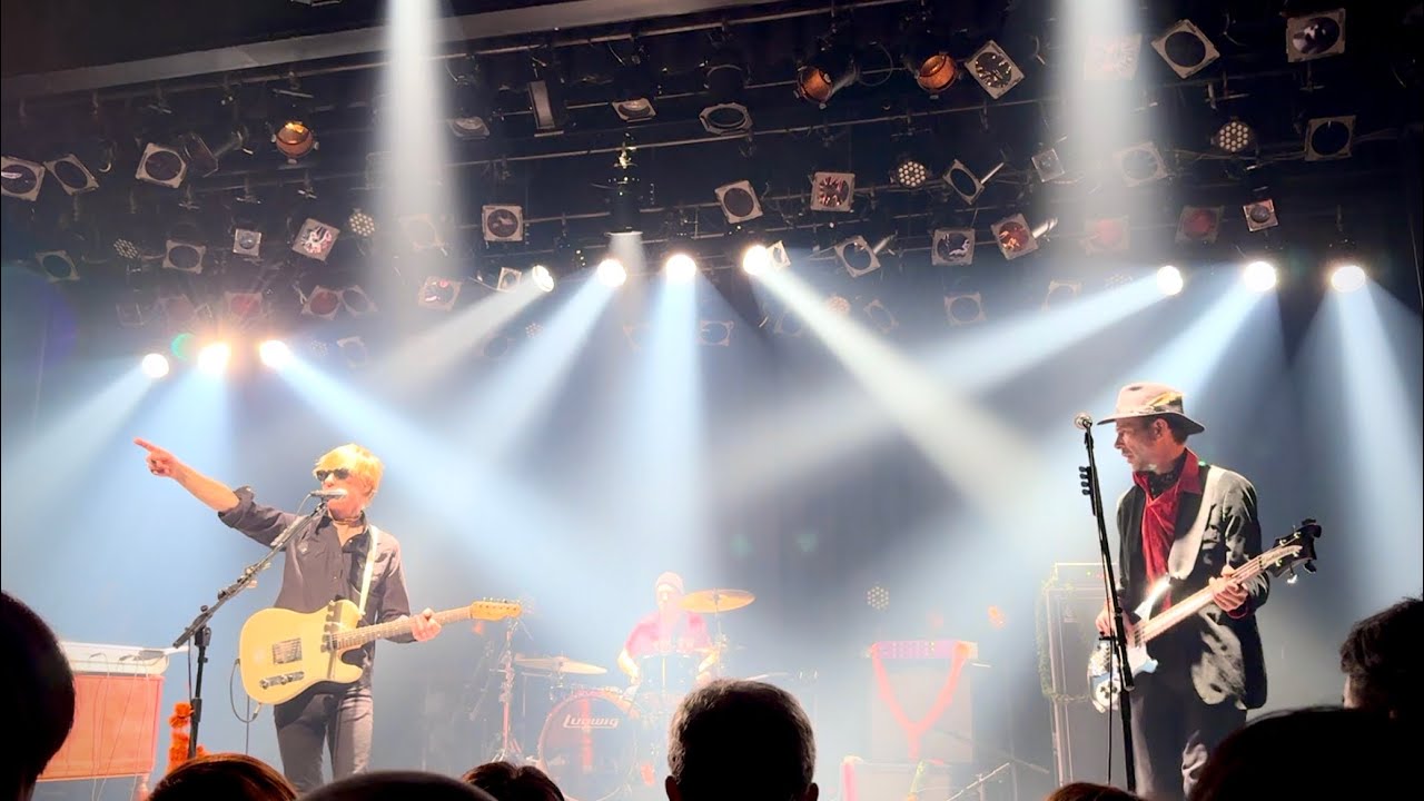 KULA SHAKER / Gaslighting → Waves