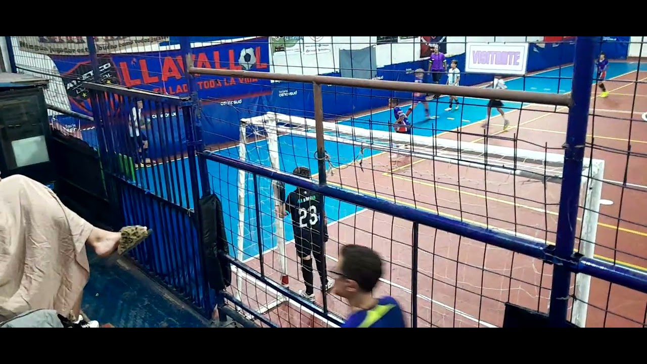 Amistoso de alumni vs atl. Lavallol ( primero tiempo)