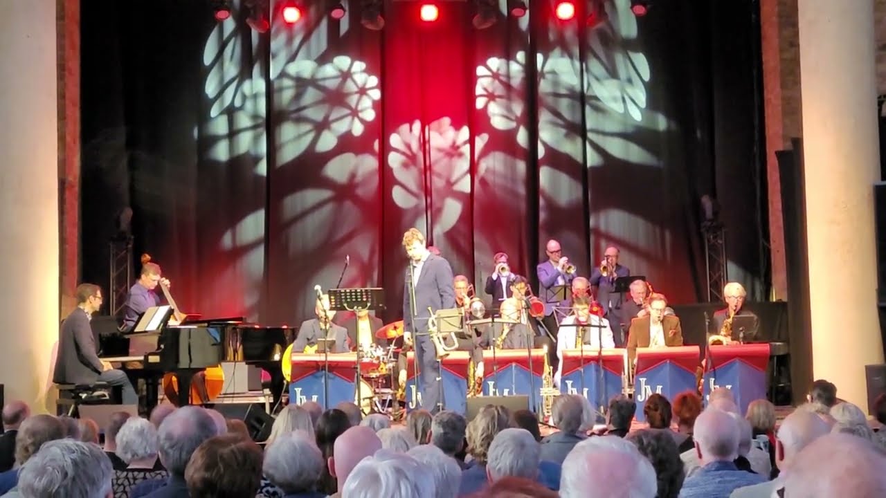 Molenaar Big Band o.l.v. Loet van der Lee - Freelancer