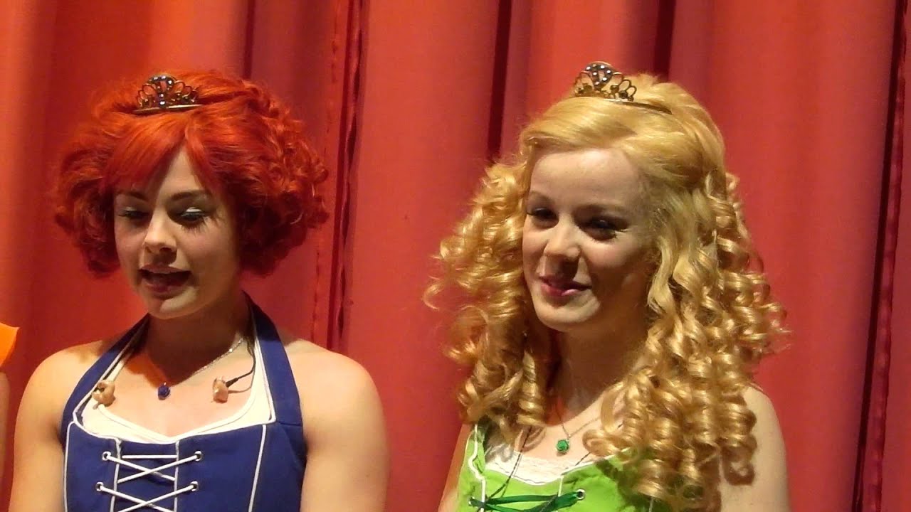Interview door 8-jarige reporter met de vijf echte Prinsessia Prinsessen!