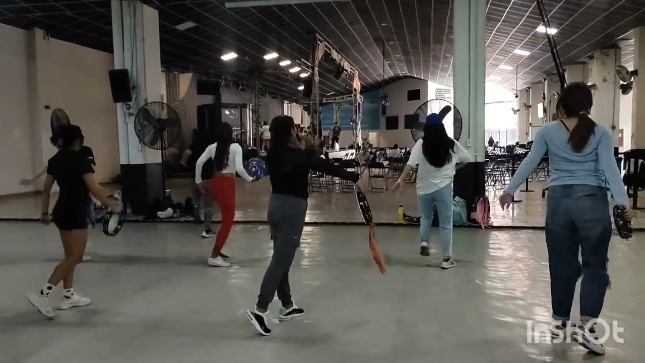 la ola new wine ( coreografía por detrás)