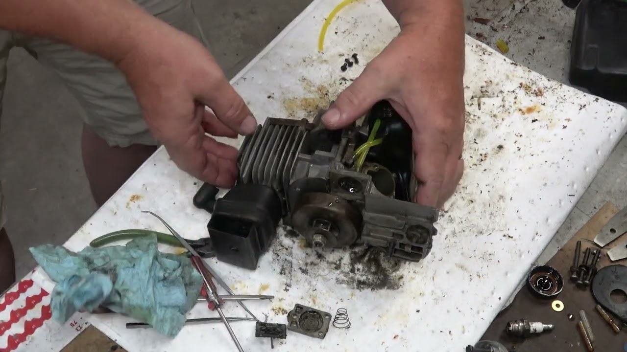 Homelite Super 2, XL Automatic, XL-2 Diaphragm Automatic Oil Pump Service & Hose Routing Explained!