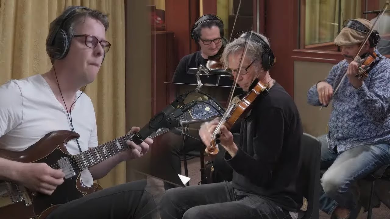 Dick Bakker Orchestra - Don't Go Breaking My Heart (Multi-Cam Video)