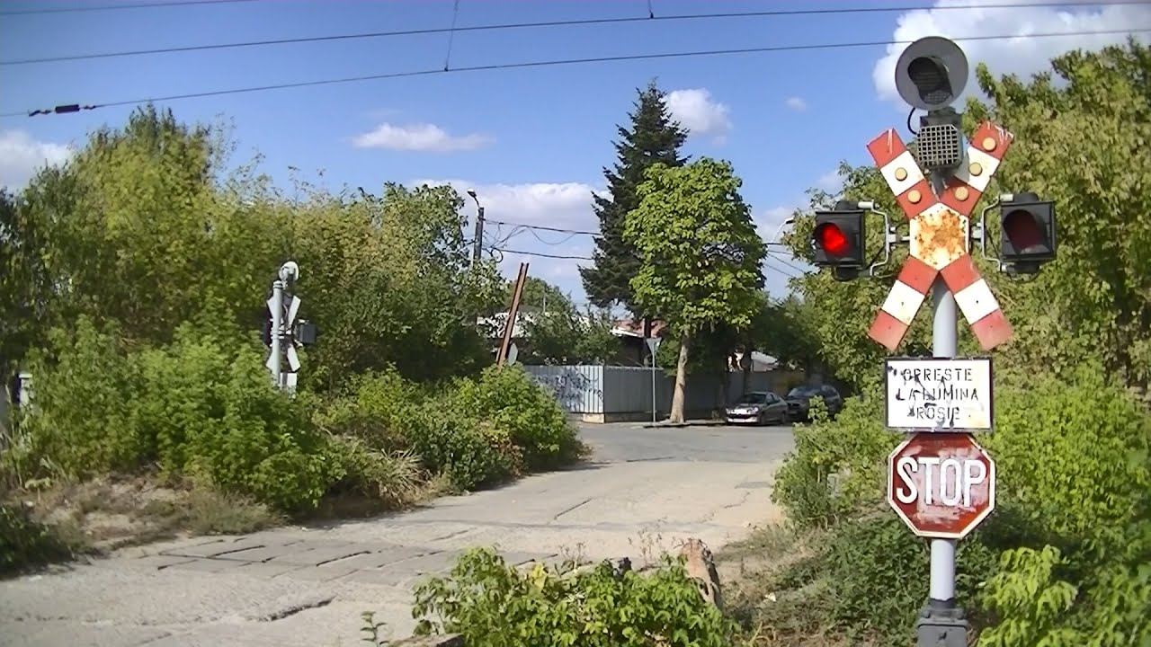 Spoorwegovergang București (RO) // Railroad crossing // Trecere la nivel