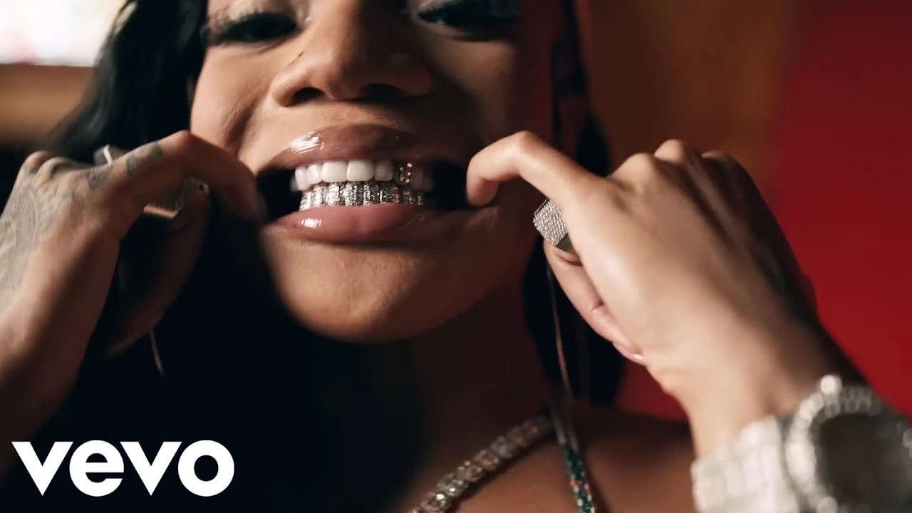 Yo Gotti & Tee Grizzley -  Pull Up [Music Video]
