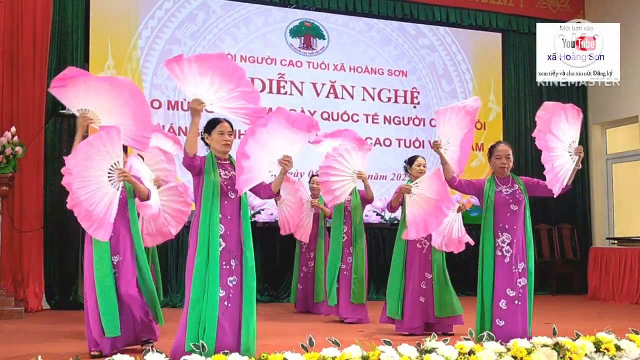Xã Hoằng Sơn, HNCT.thôn Xuân Sơn.múa chèo trọn đời ơn mẹ 