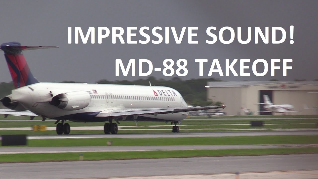 LOUD!! MD-88 Takeoff KSRQ