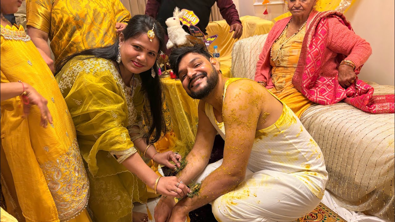 Haldi aur mehndi function 😍
