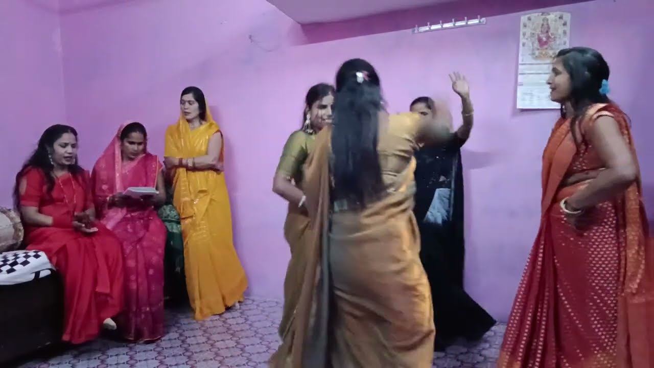 राजा मजाय बरतनवा अंगनावा में ना बहुत सुंदर अवधी नाच गीत ट्रेडिंग वीडियो 