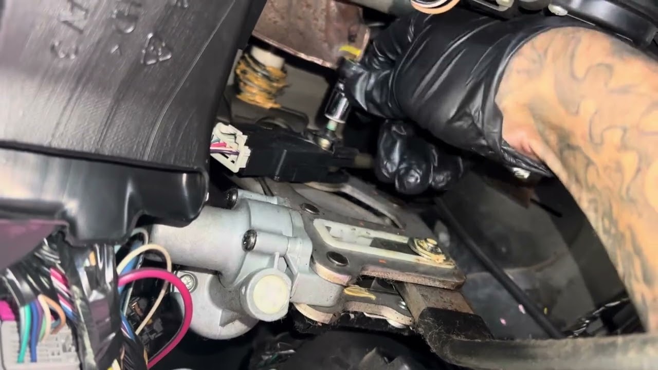 2007-2013 Cadillac Escalade brake light switch replacement