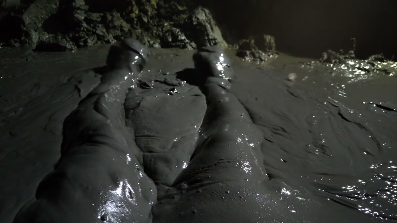 mud play
