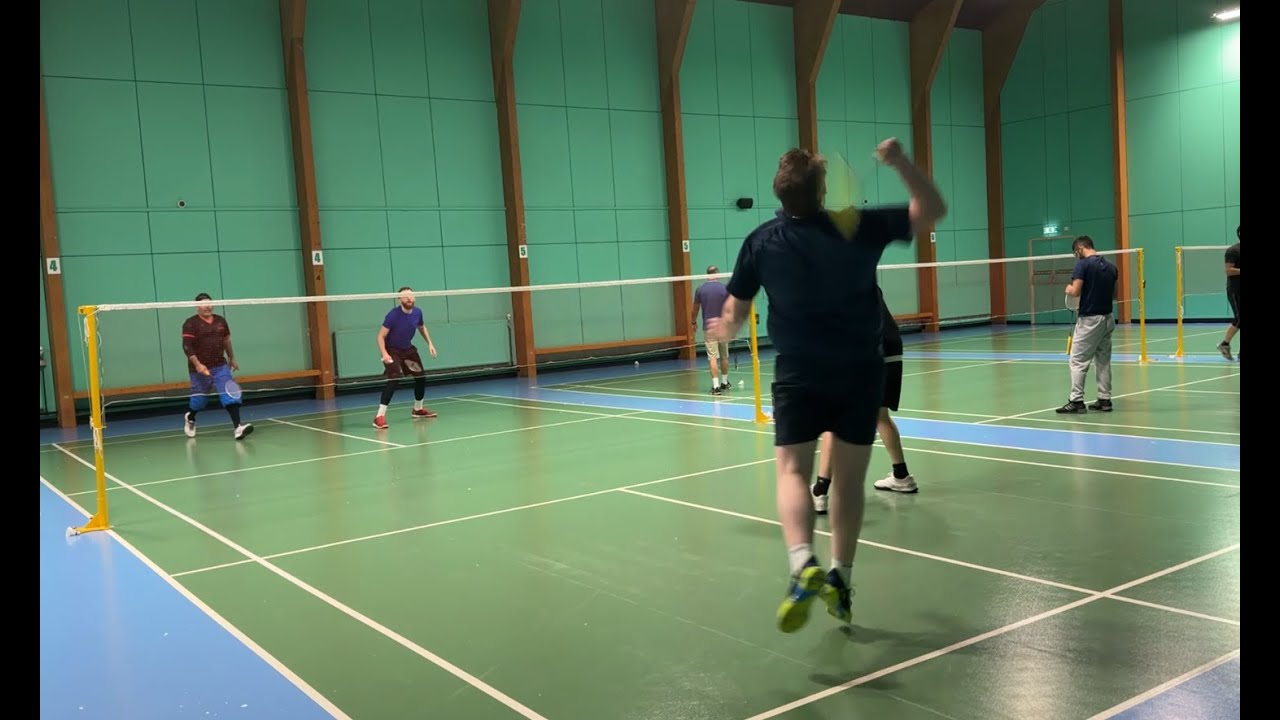 Bucks Division 2 - Friday Smashers vs Racquets