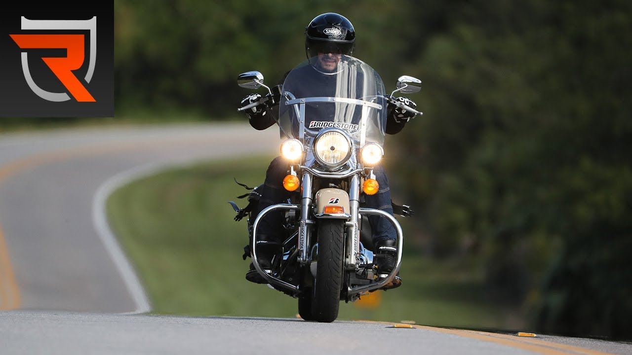 Bridgestone Battlecruise H50 Motorcycle Tire Review Video | Riders Domain