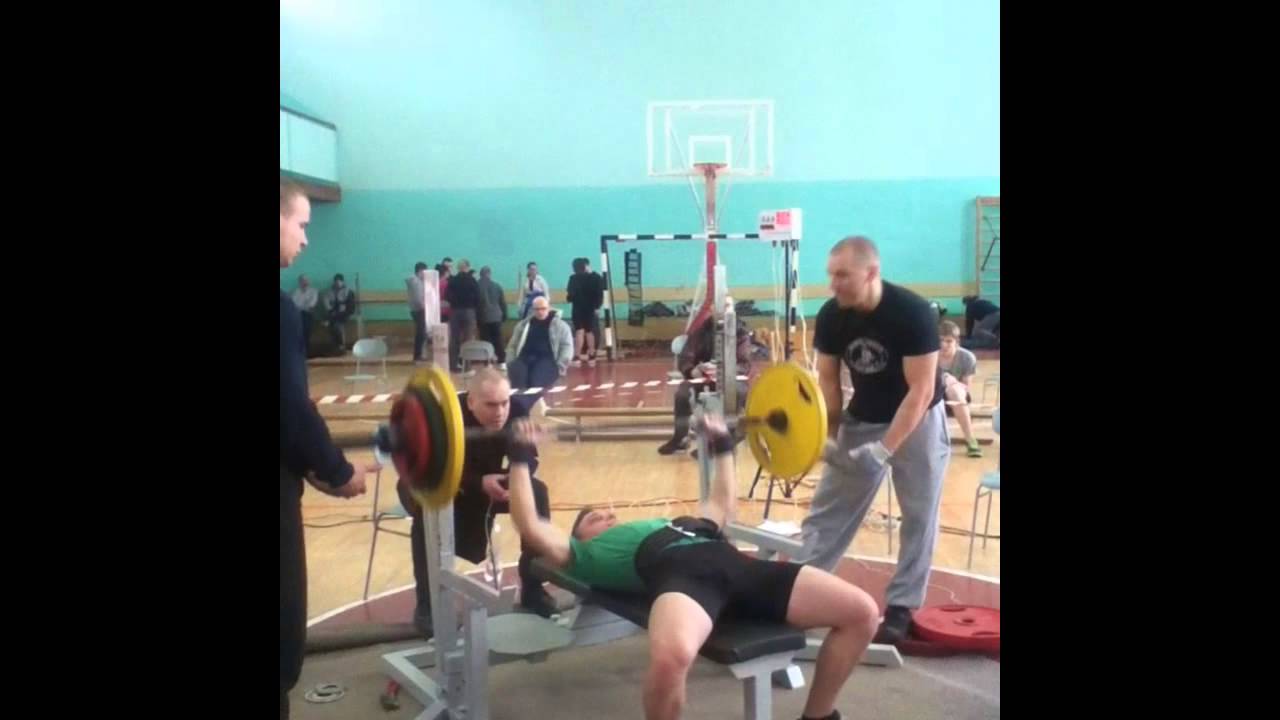 400kg / 881lbs total at 65.5kg / 144lbs. Raw LPF (IPF). Sub-juniors.