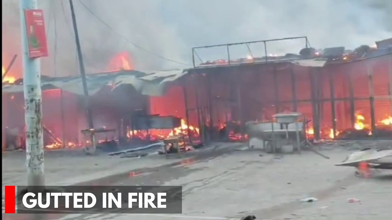 Poonch: 12 Shops Gutted In Fire In Bafliaz