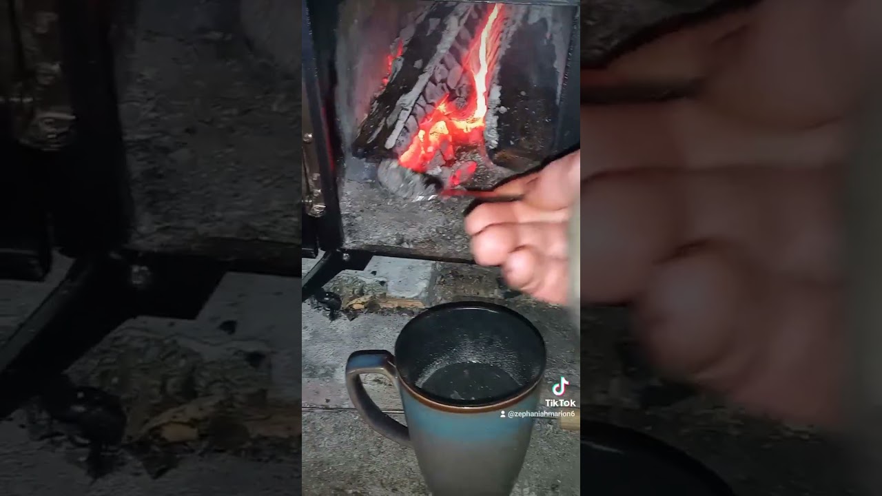 extracting monoatomic gold ormus the old way part 1 potassium hydroxide Lye AKA fire ashes