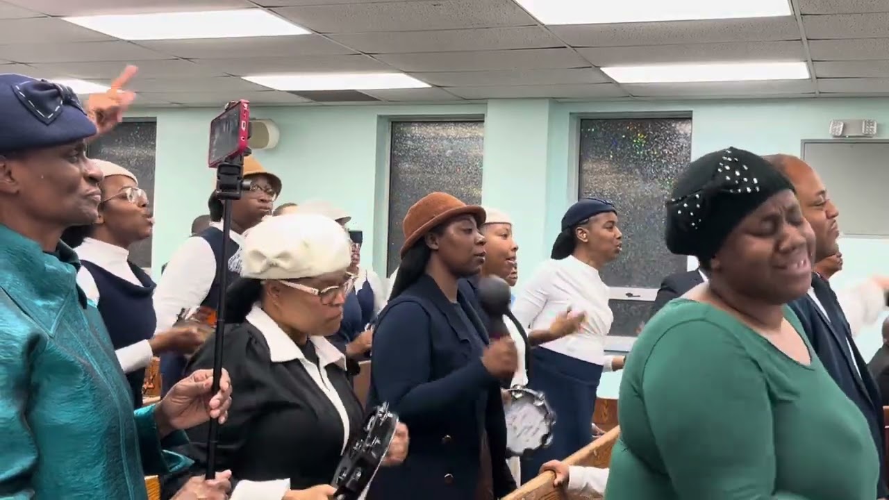 THE HOLY TEMPLE CHURCH, Youth Drive Day. Sat. Night, Junior Choir.