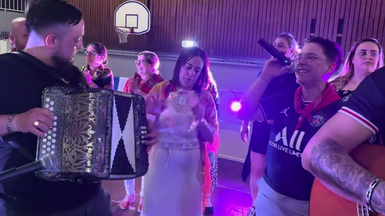 Cana Verde Saida - Danças e Cantares do minho Rusgas em Noisy-le-Sec