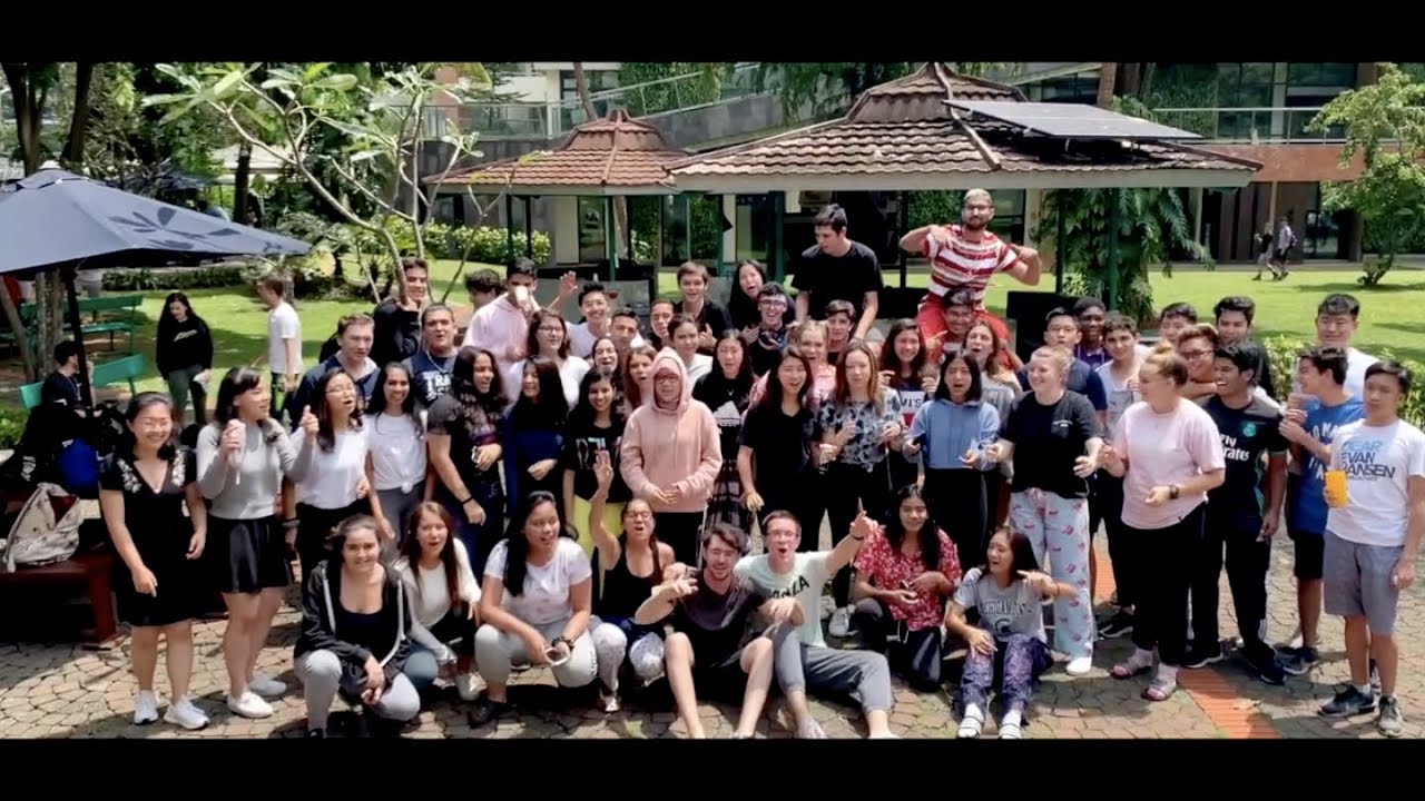 Jakarta International School - Class of 2019