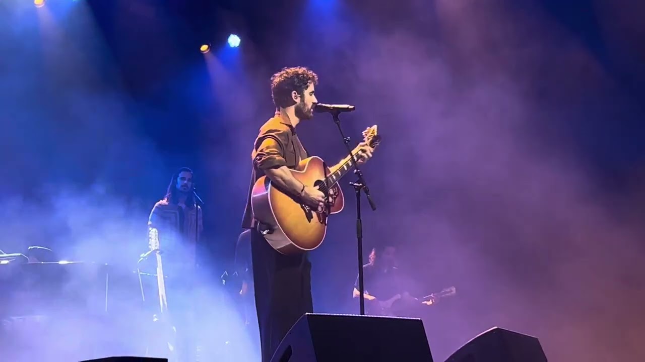 darren criss - walk of shame - london palladium, 15.10.23