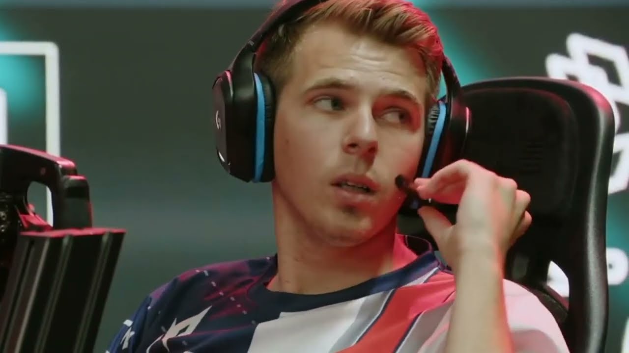 R8G 2022 eSports Best-Of