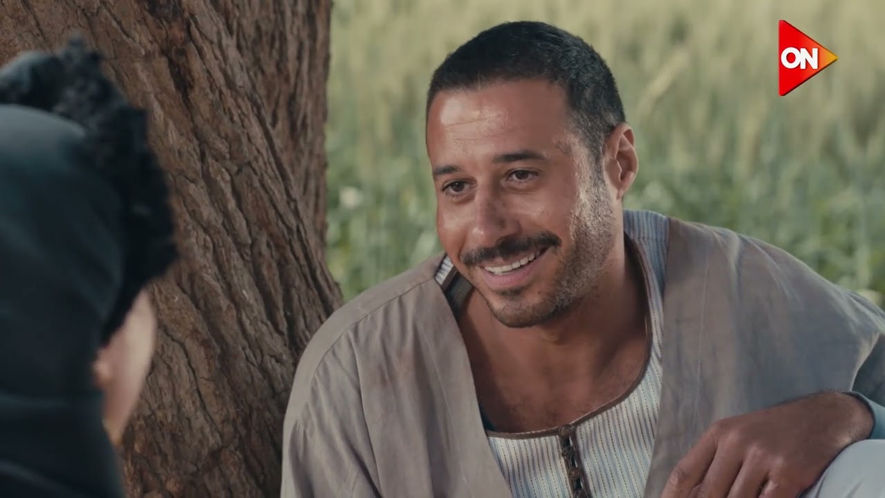 أبويا وأمي زهقوا مني خلاص.. بطريقة كوميدية صافية قررت إن حامد يروح يخطبها من أبوها ❤️😂#سره_الباتع
