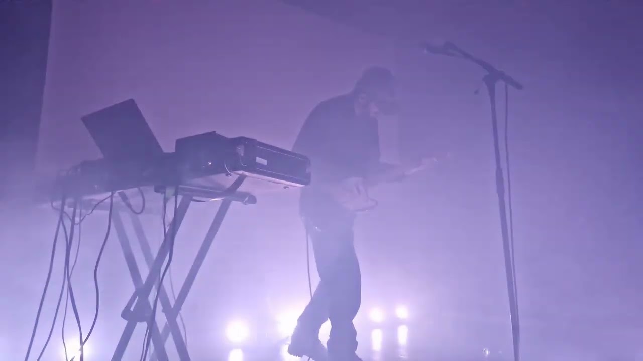 Shlohmo Live At Paradiso, Amsterdam 30.10.2025 (Chore Boy (feat. SALEM))