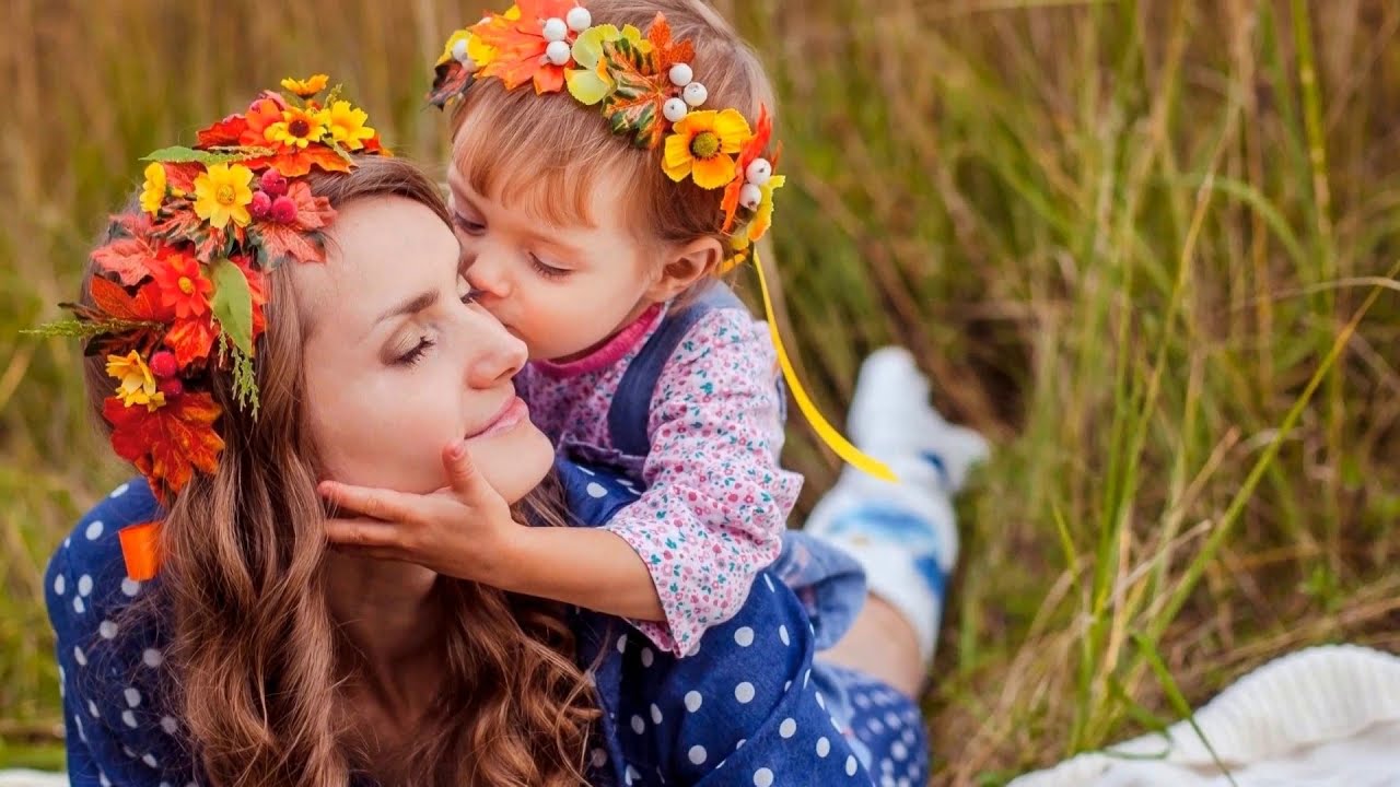 Pentru Tine, Mama Mea - autoare versuri & videoclip camelia oprița