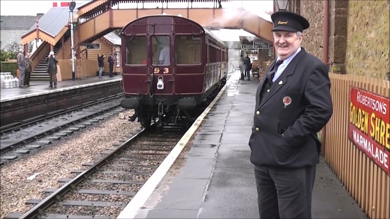 TINY TRAINS AT DONIFORD AND WILLITON WSR