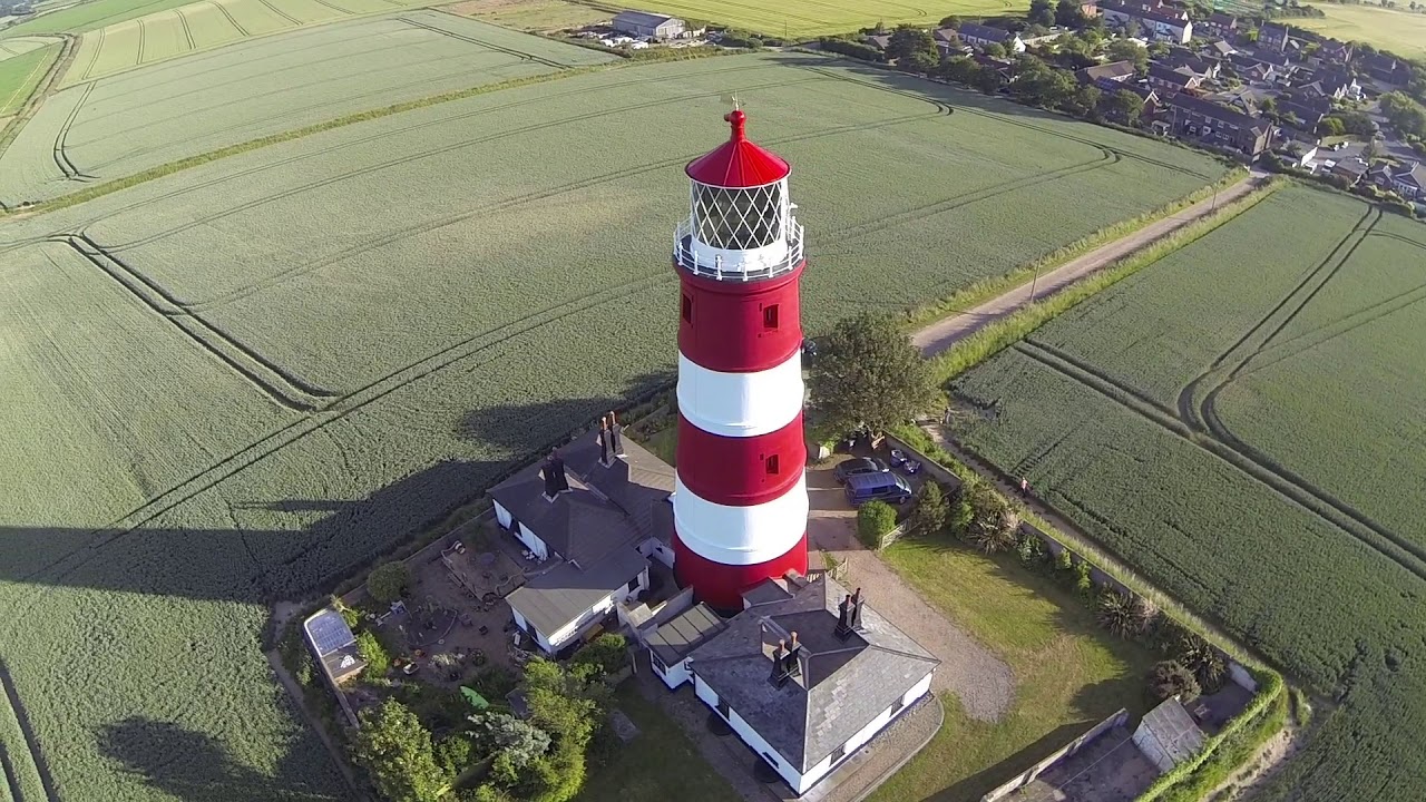 Repainting The Happisburgh Lighthouse with Sandtex Trade X-Treme X-Posure&reg;