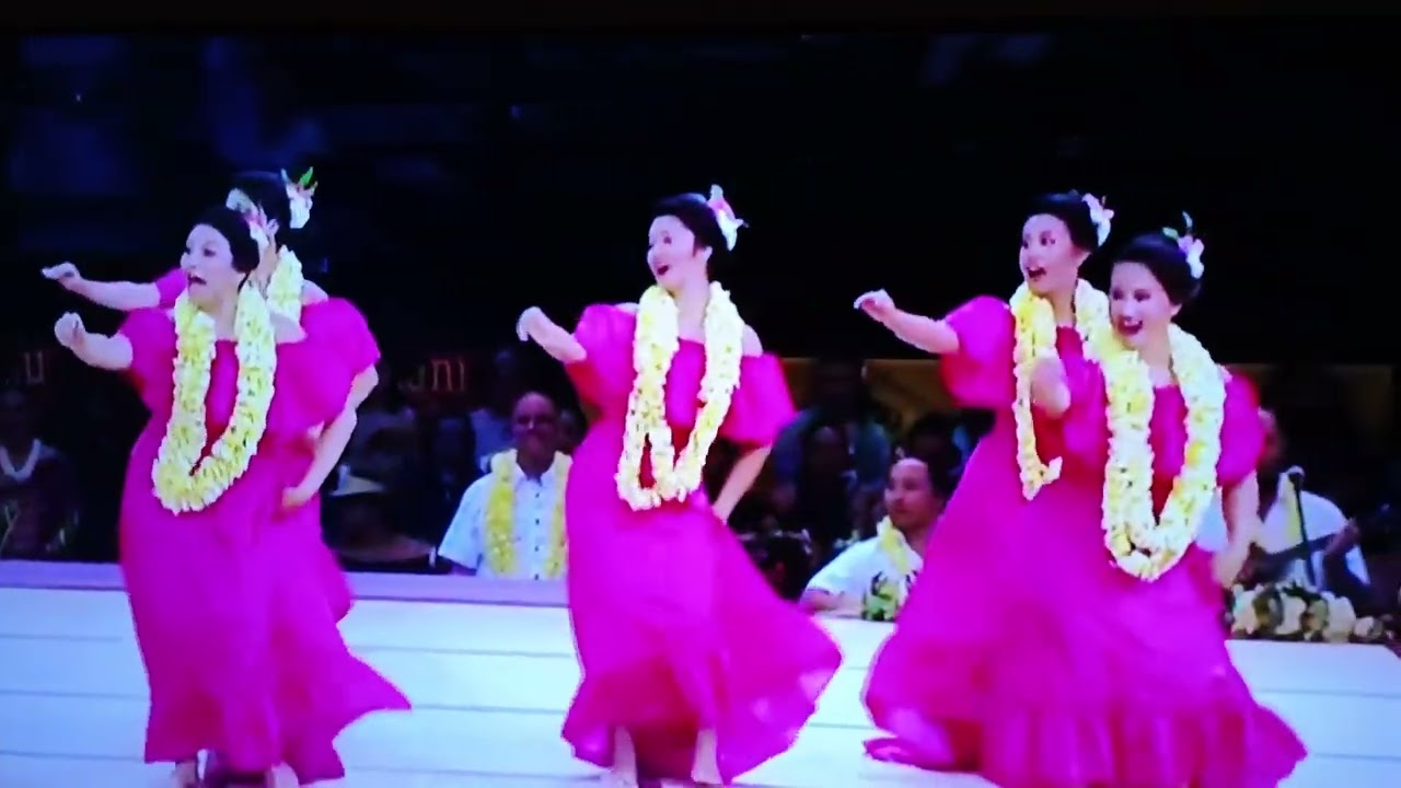 Saturday night Merrie monarch halau hula dancers April 26 , 2025