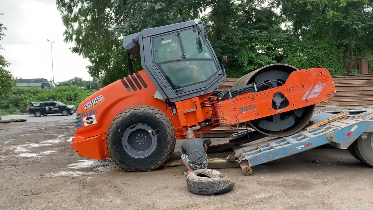 Xe lu rung Hamm 3412 // giá rẻ đã bán