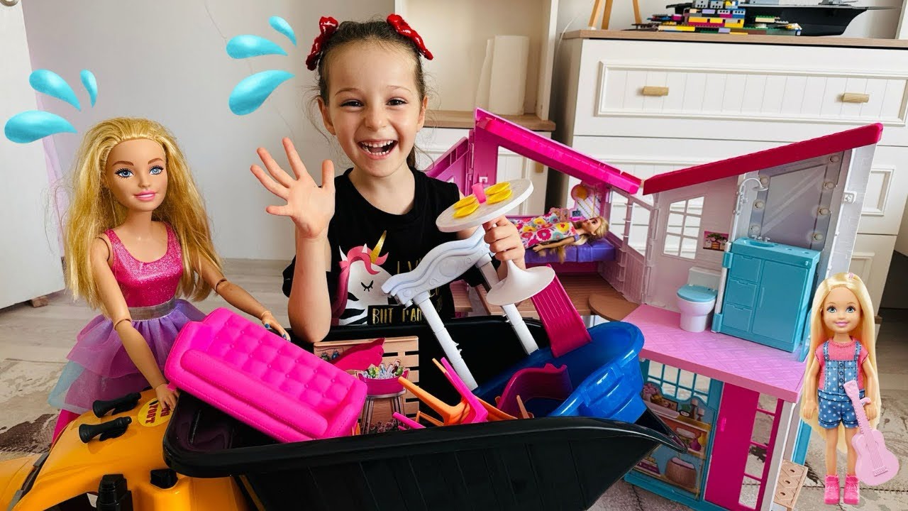 Barbie Videosu!Ada ile Barbie Ev Taşınıyor Video!Oyuncak Bebek Barbie Videosu,Kız Oyunları