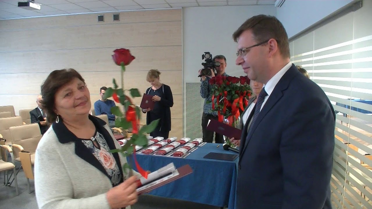 OLSZTYN24: Wręczenie aktów nadania obywatelstwa w Urzędzie Wojewódzkim w Olsztynie